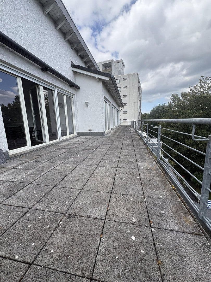 Prodej bytu 4+1 125 m², Sternenberg 46, Wuppertal, Severní Porýní-Vestfálsko Prodej bytu 4+1 125 m², Sternenberg 46, Wuppertal, Severní Porýní-Vestfálsko