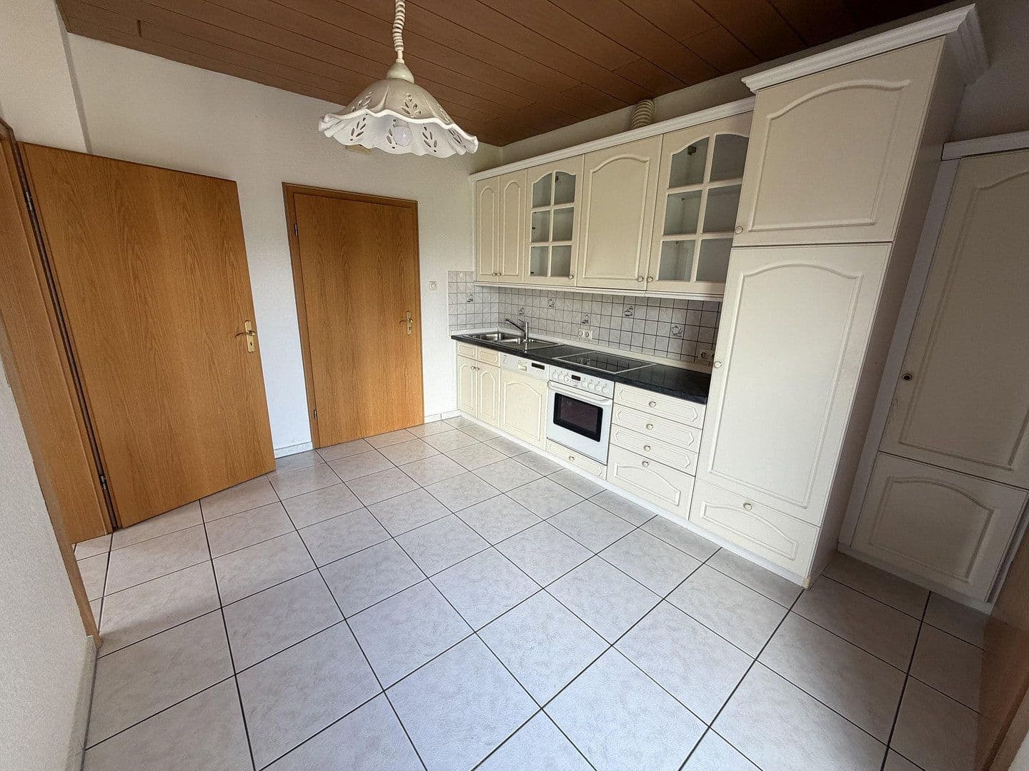 Prodej domu 157 m², pozemek 1.074 m², Löhne, Severní Porýní-Vestfálsko Prodej domu 157 m², pozemek 1.074 m², Löhne, Severní Porýní-Vestfálsko