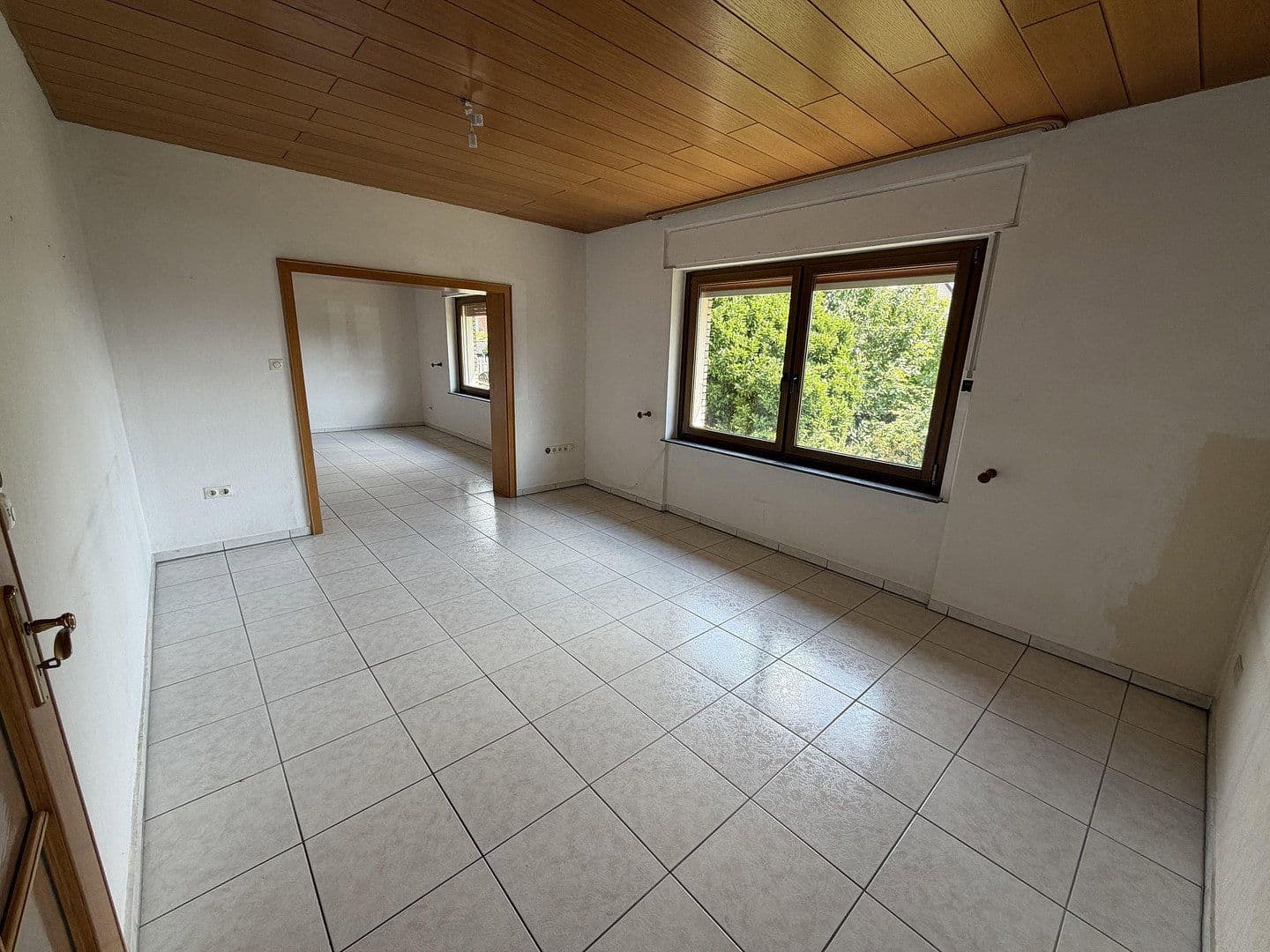 Prodej domu 157 m², pozemek 1.074 m², Löhne, Severní Porýní-Vestfálsko Prodej domu 157 m², pozemek 1.074 m², Löhne, Severní Porýní-Vestfálsko