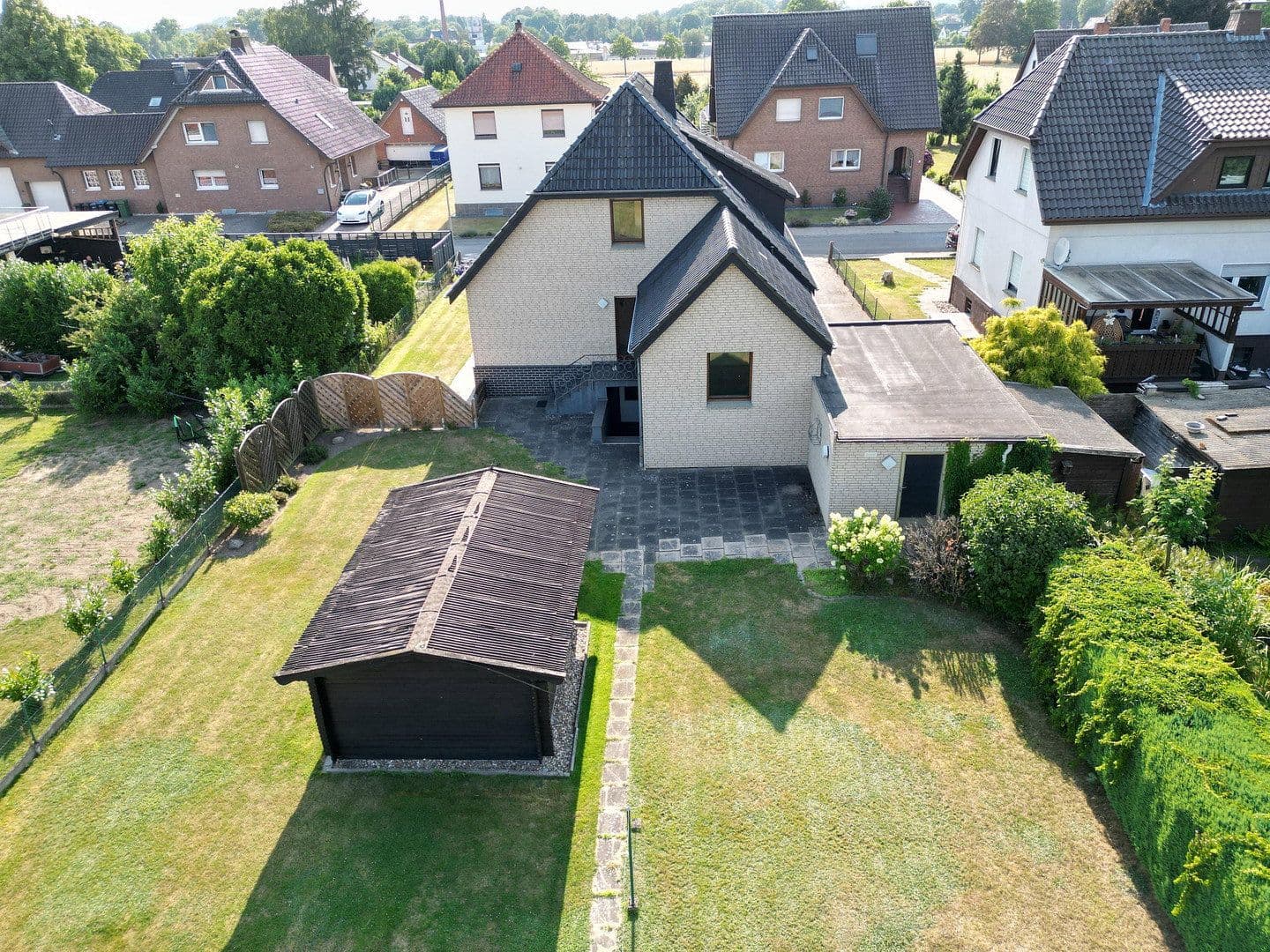 Prodej domu 157 m², pozemek 1.074 m², Löhne, Severní Porýní-Vestfálsko Prodej domu 157 m², pozemek 1.074 m², Löhne, Severní Porýní-Vestfálsko
