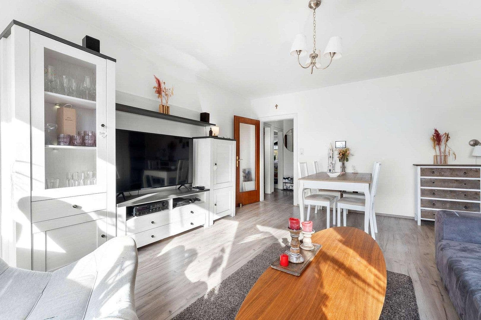 Pronájem bytu 2+1 57 m², Bremen, Bremen Pronájem bytu 2+1 57 m², Bremen, Bremen