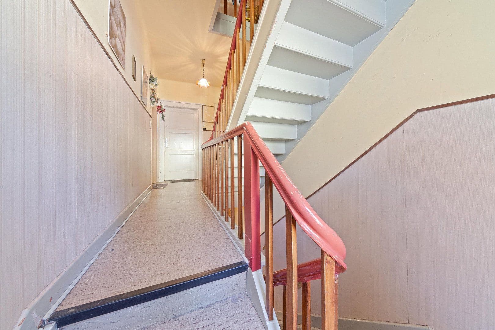 Pronájem bytu 3+1 70 m², Neanderstr.96, Mettmann, Severní Porýní-Vestfálsko Pronájem bytu 3+1 70 m², Neanderstr.96, Mettmann, Severní Porýní-Vestfálsko