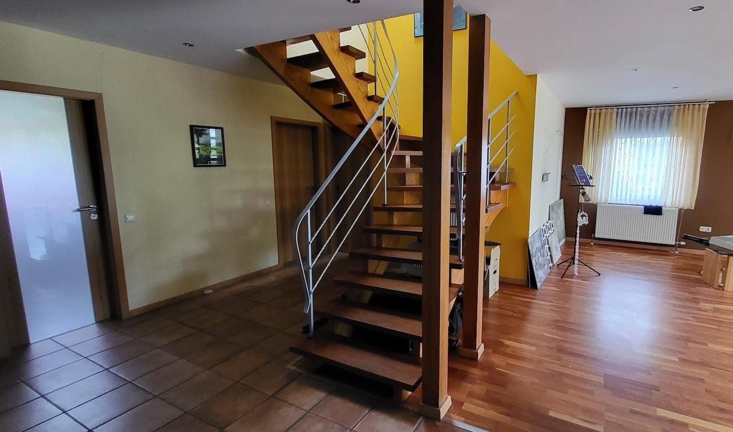 Prodej domu 175 m², pozemek 640 m², Sandhausen, Bádensko-Württembersko Prodej domu 175 m², pozemek 640 m², Sandhausen, Bádensko-Württembersko