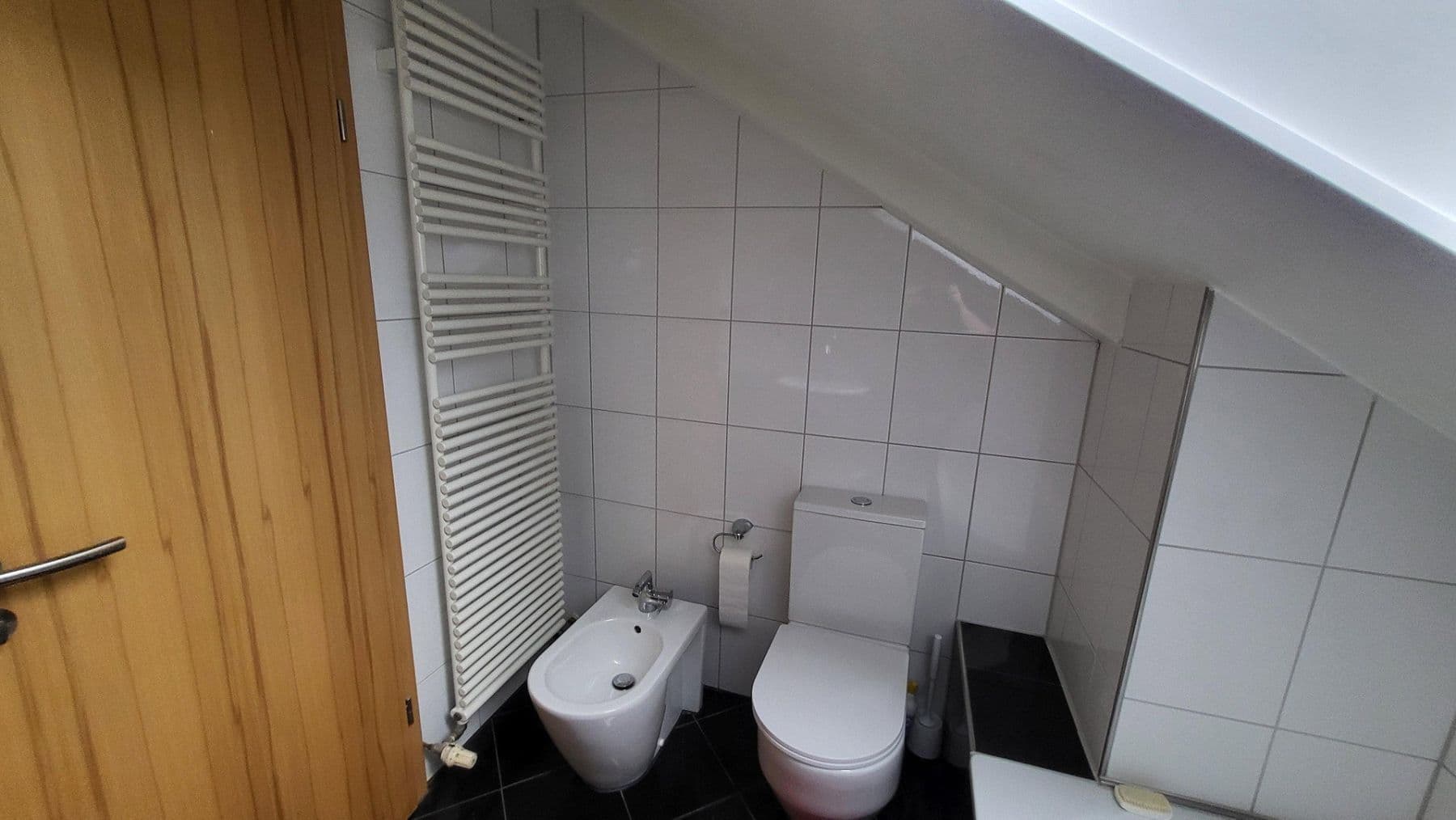 Prodej domu 175 m², pozemek 640 m², Sandhausen, Bádensko-Württembersko Prodej domu 175 m², pozemek 640 m², Sandhausen, Bádensko-Württembersko