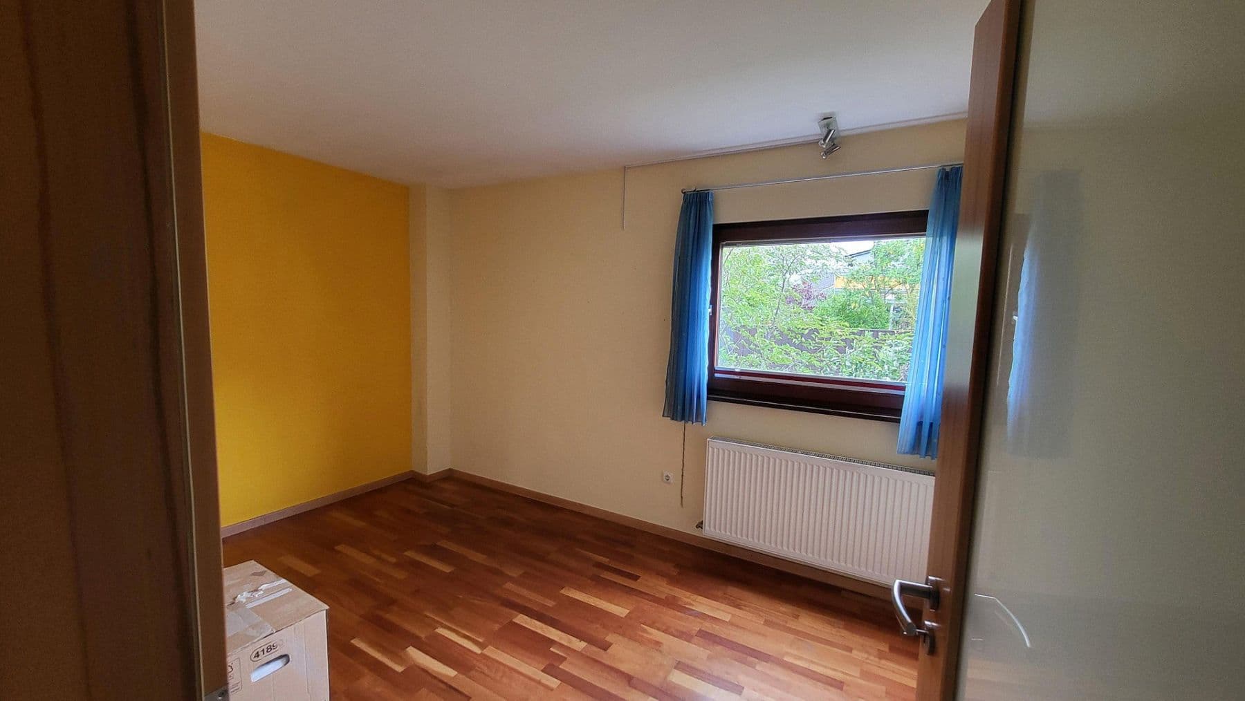 Prodej domu 175 m², pozemek 640 m², Sandhausen, Bádensko-Württembersko Prodej domu 175 m², pozemek 640 m², Sandhausen, Bádensko-Württembersko