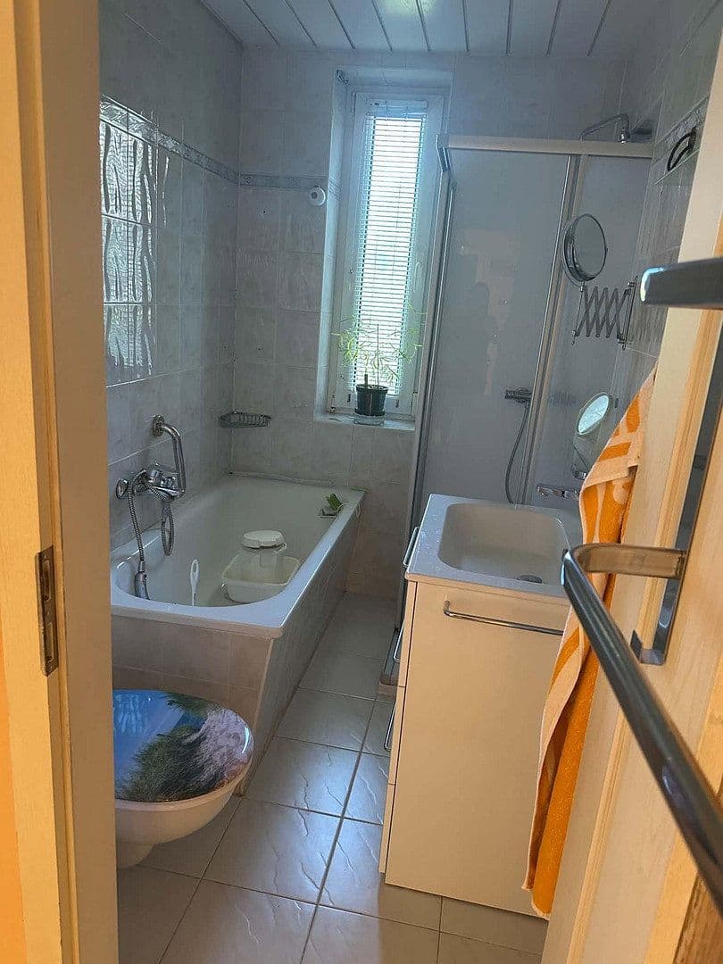 Pronájem domu 190 m², pozemek 1.300 m², Berlin, Berlín Pronájem domu 190 m², pozemek 1.300 m², Berlin, Berlín