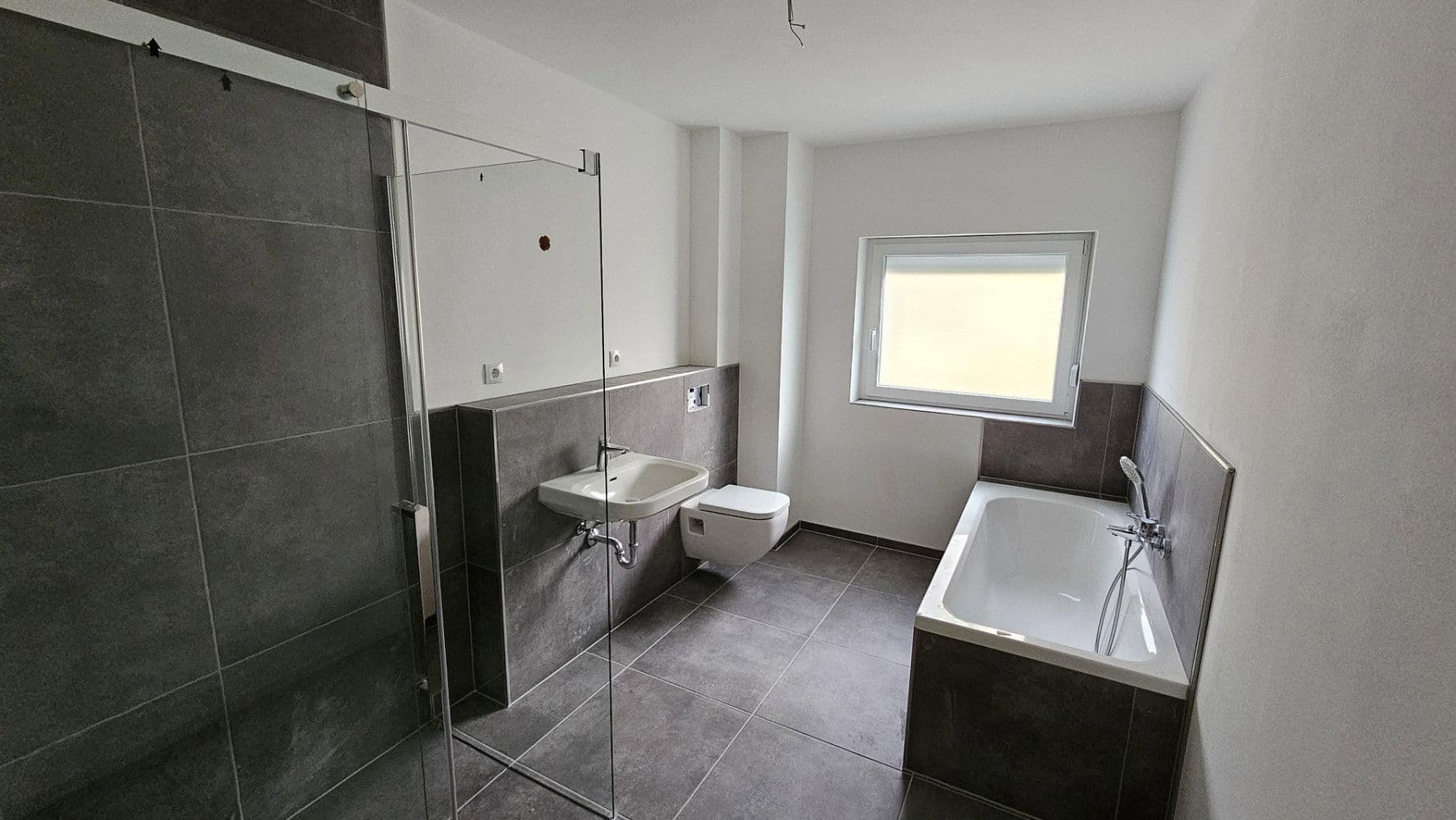 Pronájem bytu 2+kk 90 m², Bismarckstr. 5, Grünberg, Hessen Pronájem bytu 2+kk 90 m², Bismarckstr. 5, Grünberg, Hessen
