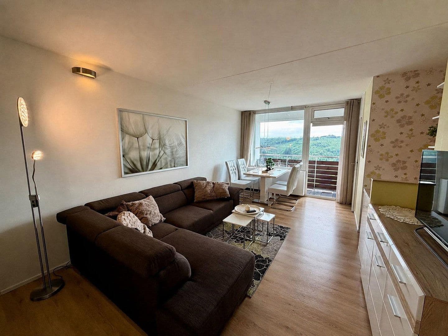 Prodej bytu 1+kk 45 m², Auf dem Glockenberg 16, Clausthal-Zellerfeld, Dolní Sasko Prodej bytu 1+kk 45 m², Auf dem Glockenberg 16, Clausthal-Zellerfeld, Dolní Sasko