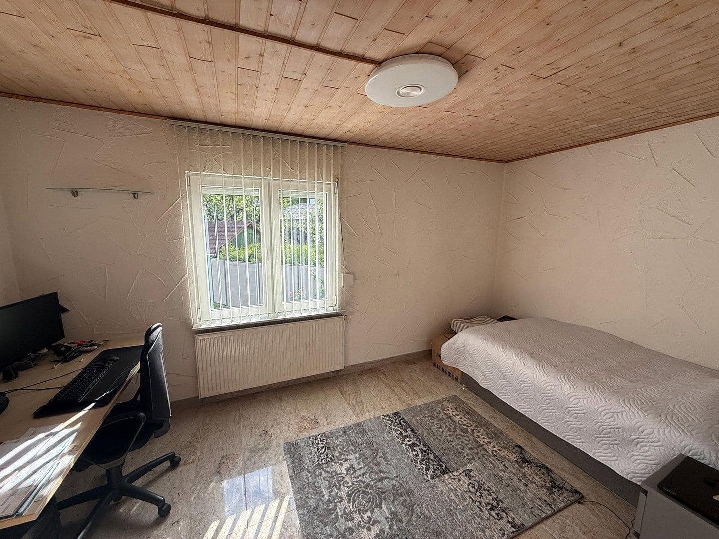 Prodej domu 165 m², pozemek 250 m², Reutlingen, Bádensko-Württembersko Prodej domu 165 m², pozemek 250 m², Reutlingen, Bádensko-Württembersko