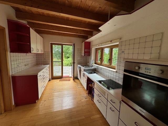 Prodej domu 262 m², pozemek 992 m², Illmensee, Bádensko-Württembersko Prodej domu 262 m², pozemek 992 m², Illmensee, Bádensko-Württembersko