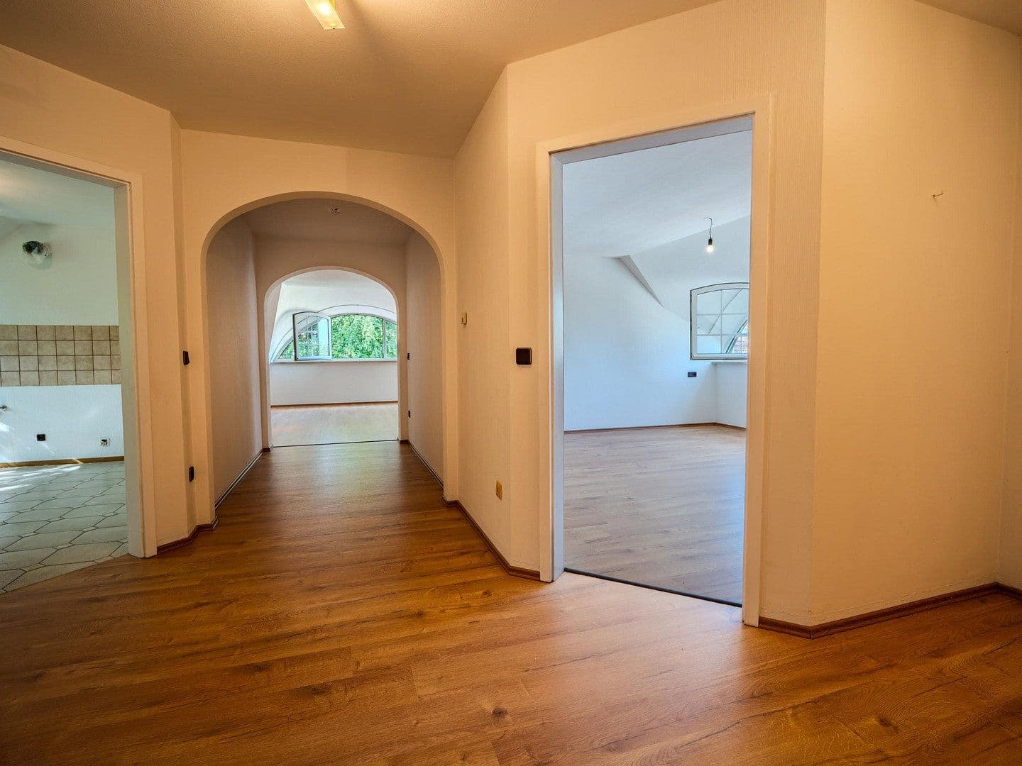 Pronájem bytu 3+1 120 m², Fürth, Bavorsko Pronájem bytu 3+1 120 m², Fürth, Bavorsko