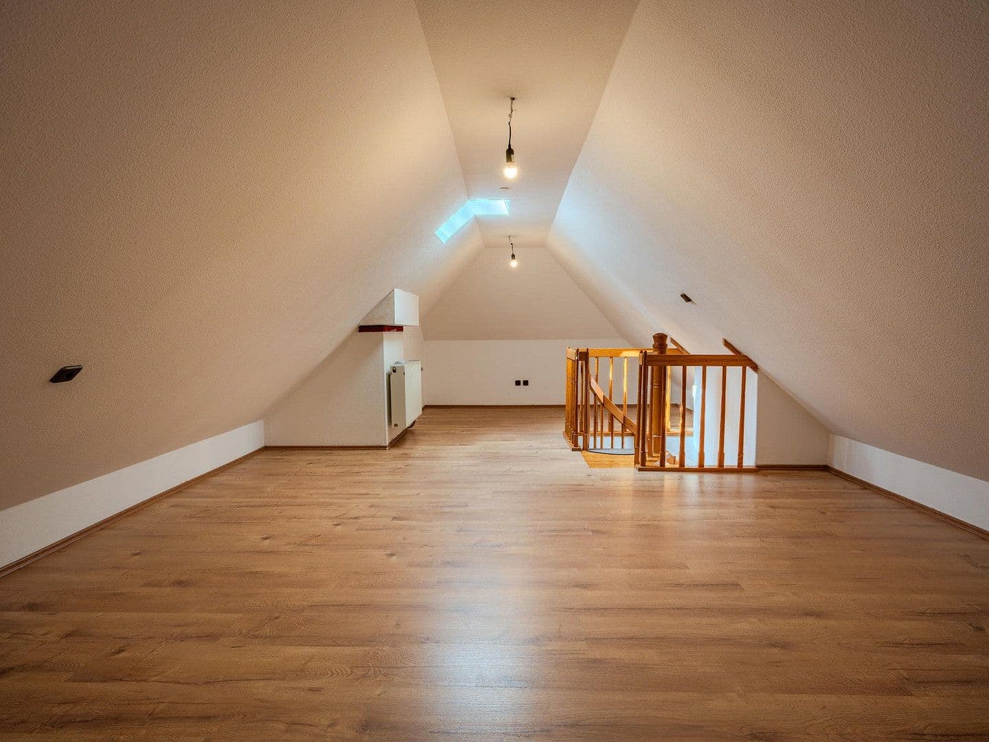 Pronájem bytu 3+1 120 m², Fürth, Bavorsko Pronájem bytu 3+1 120 m², Fürth, Bavorsko