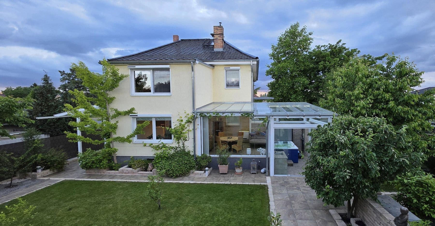 Prodej domu 249 m², pozemek 937 m², Oberkrämer, Braniborsko Prodej domu 249 m², pozemek 937 m², Oberkrämer, Braniborsko