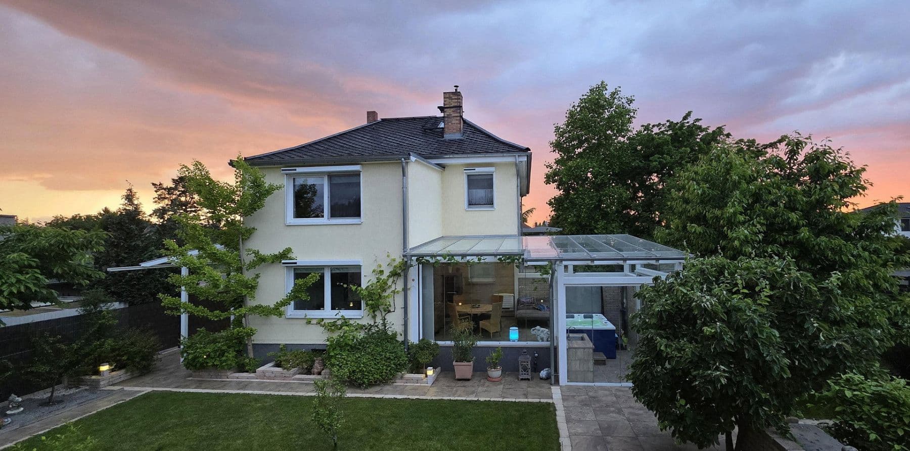 Prodej domu 249 m², pozemek 937 m², Oberkrämer, Braniborsko Prodej domu 249 m², pozemek 937 m², Oberkrämer, Braniborsko