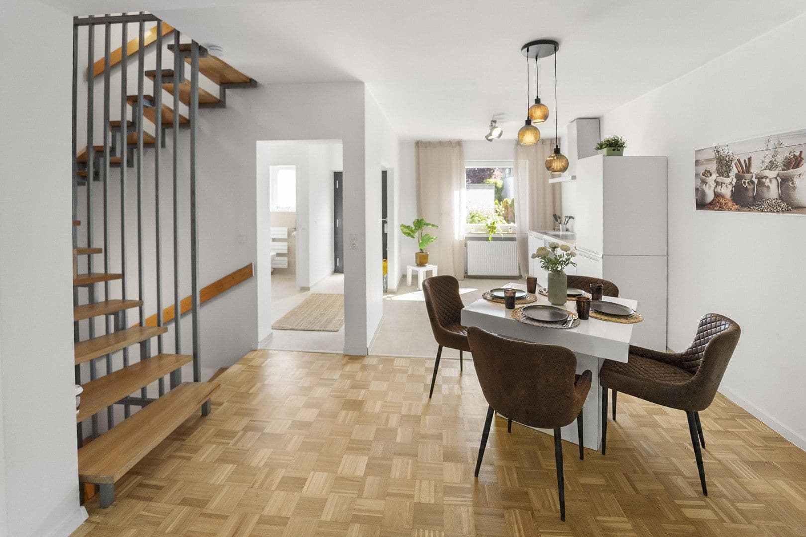 Prodej domu 127 m², pozemek 211 m², Bochum, Severní Porýní-Vestfálsko Prodej domu 127 m², pozemek 211 m², Bochum, Severní Porýní-Vestfálsko