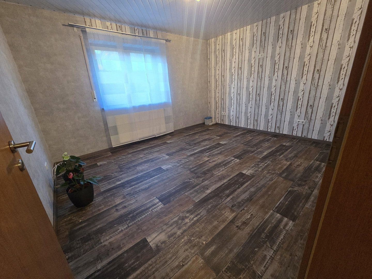 Prodej domu 275 m², pozemek 690 m², Gensingen, Porýní-Falc Prodej domu 275 m², pozemek 690 m², Gensingen, Porýní-Falc