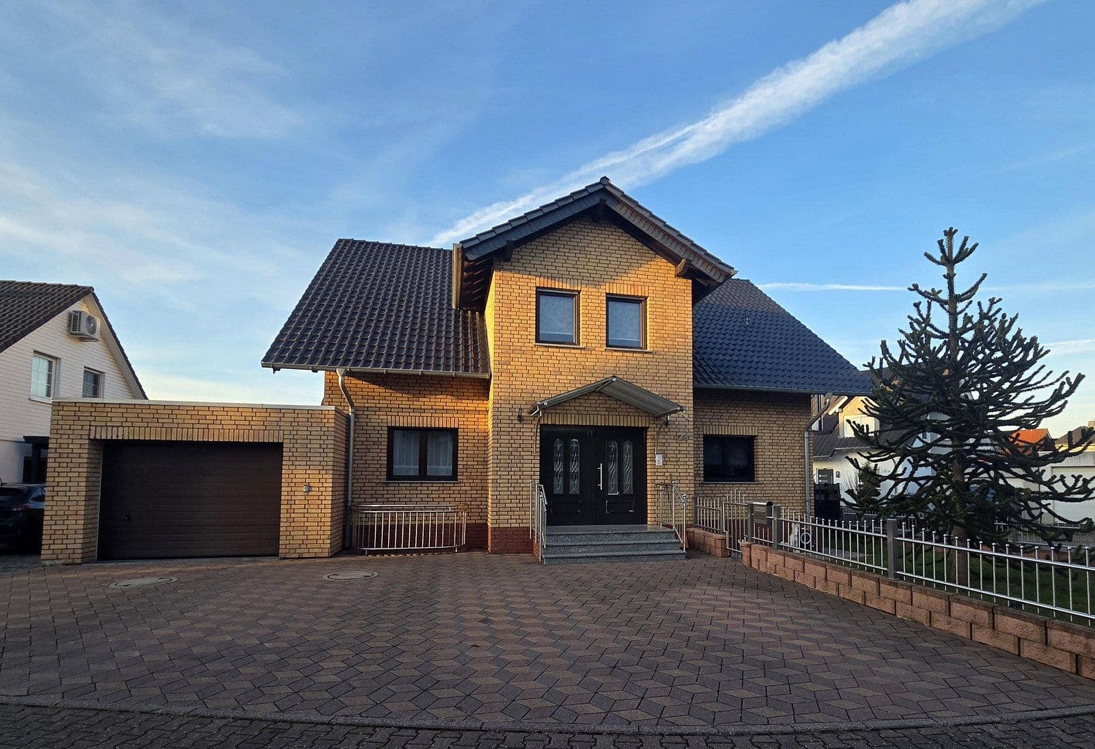 Prodej domu 275 m², pozemek 690 m², Gensingen, Porýní-Falc Prodej domu 275 m², pozemek 690 m², Gensingen, Porýní-Falc