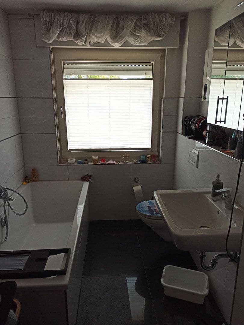 Prodej bytu 3+1 90 m², Hilden, Severní Porýní-Vestfálsko Prodej bytu 3+1 90 m², Hilden, Severní Porýní-Vestfálsko