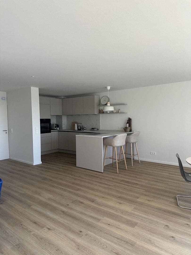 Pronájem bytu 2+1 78 m², Bergstraße 7h, Heikendorf, Šlesvicko-Holštýnsko Pronájem bytu 2+1 78 m², Bergstraße 7h, Heikendorf, Šlesvicko-Holštýnsko