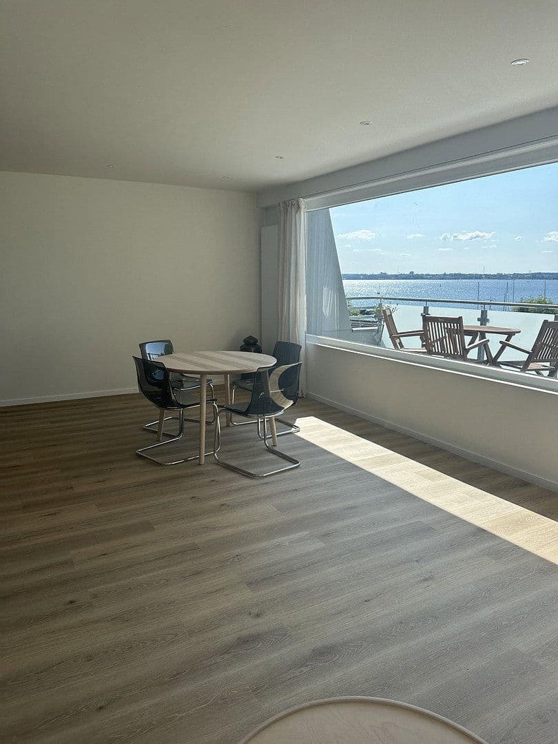 Pronájem bytu 2+1 78 m², Bergstraße 7h, Heikendorf, Šlesvicko-Holštýnsko Pronájem bytu 2+1 78 m², Bergstraße 7h, Heikendorf, Šlesvicko-Holštýnsko