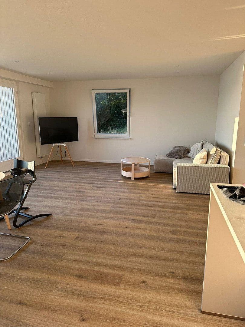 Pronájem bytu 2+1 78 m², Bergstraße 7h, Heikendorf, Šlesvicko-Holštýnsko Pronájem bytu 2+1 78 m², Bergstraße 7h, Heikendorf, Šlesvicko-Holštýnsko