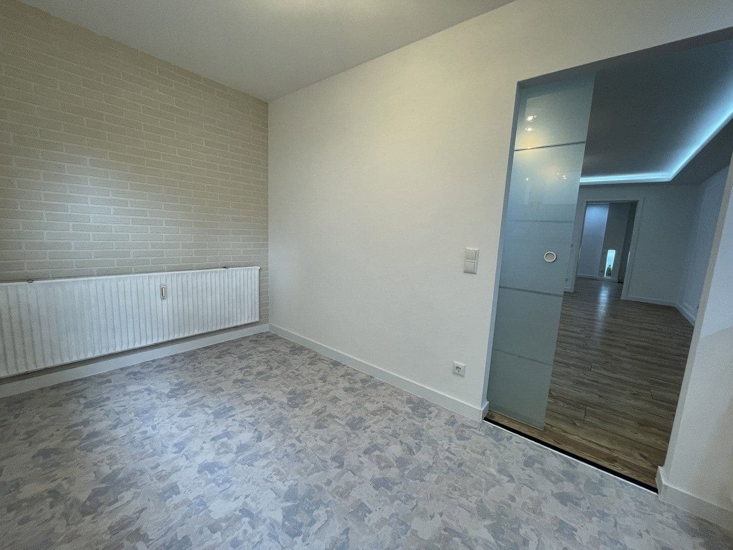 Pronájem bytu 2+1 58 m², Schloßanger 5, Augsburg, Bavorsko Pronájem bytu 2+1 58 m², Schloßanger 5, Augsburg, Bavorsko