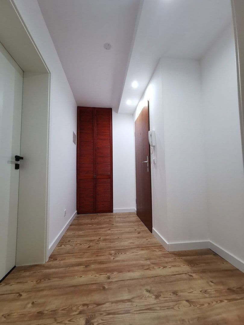 Pronájem bytu 2+1 58 m², Schloßanger 5, Augsburg, Bavorsko Pronájem bytu 2+1 58 m², Schloßanger 5, Augsburg, Bavorsko
