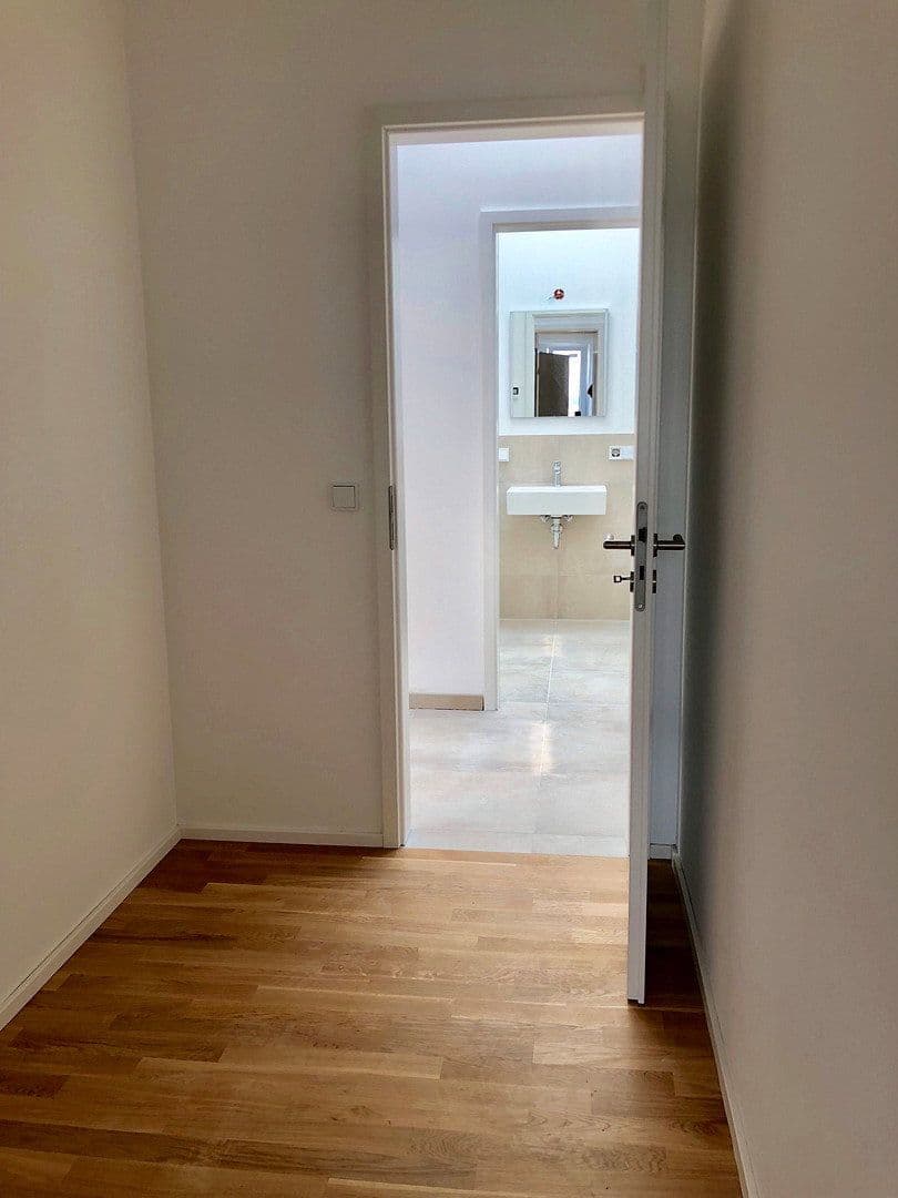 Pronájem bytu 2+1 69 m², Seeheim-Jugenheim, Hessen Pronájem bytu 2+1 69 m², Seeheim-Jugenheim, Hessen