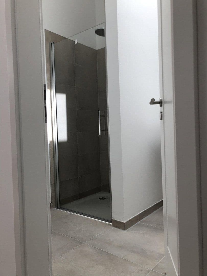 Pronájem bytu 2+1 69 m², Seeheim-Jugenheim, Hessen Pronájem bytu 2+1 69 m², Seeheim-Jugenheim, Hessen