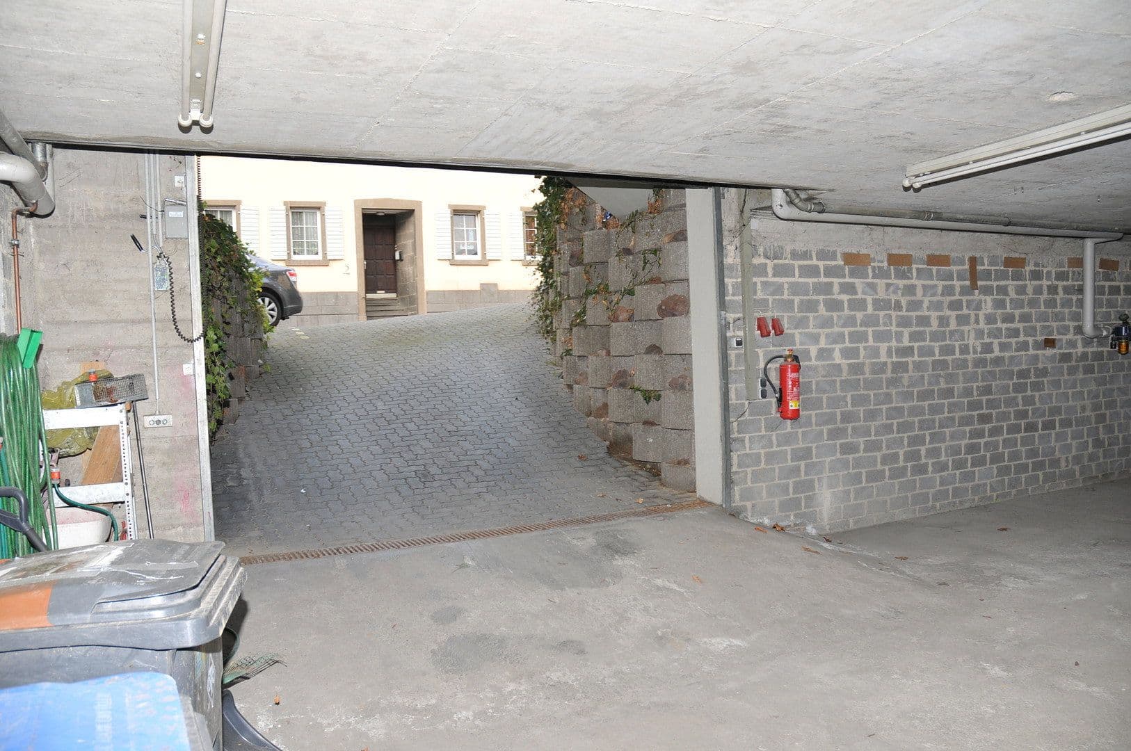 Pronájem nebytového prostoru 140 m², Saunstr.1, Mendig, Porýní-Falc Pronájem nebytového prostoru 140 m², Saunstr.1, Mendig, Porýní-Falc