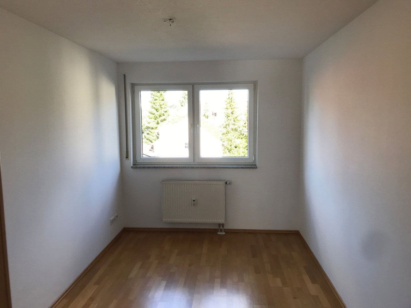 Pronájem bytu 4+1 98 m², Dachauer Str. 11b, Oberschleißheim, Bavorsko Pronájem bytu 4+1 98 m², Dachauer Str. 11b, Oberschleißheim, Bavorsko