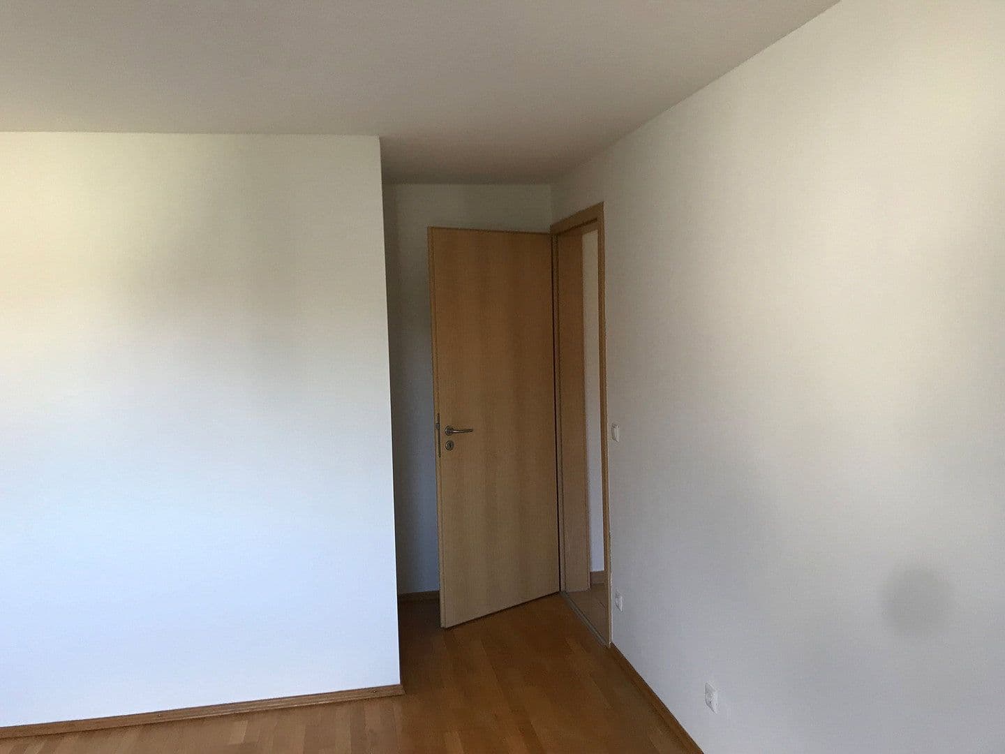 Pronájem bytu 4+1 98 m², Dachauer Str. 11b, Oberschleißheim, Bavorsko Pronájem bytu 4+1 98 m², Dachauer Str. 11b, Oberschleißheim, Bavorsko