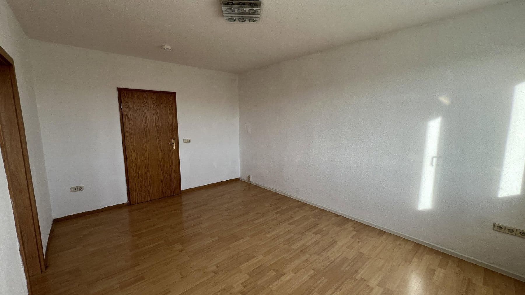 Pronájem bytu 2+1 47 m², Aufbaustraße 20, Am Ohmberg, Durynsko Pronájem bytu 2+1 47 m², Aufbaustraße 20, Am Ohmberg, Durynsko