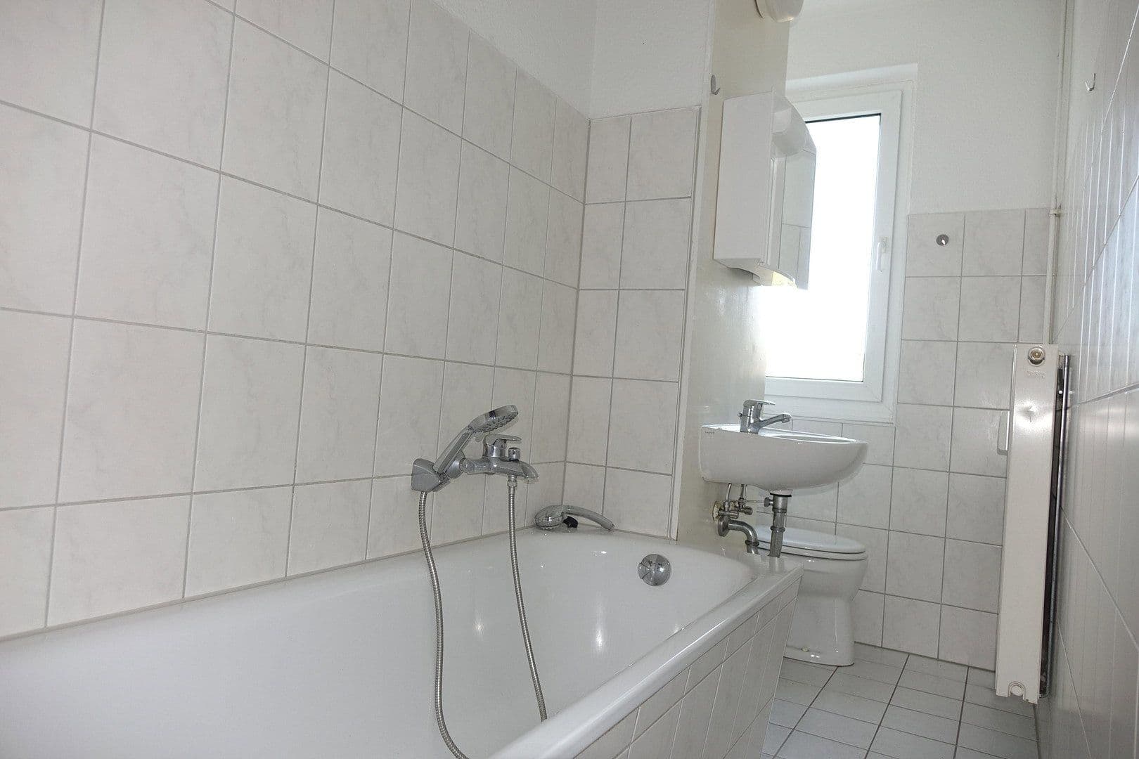 Pronájem bytu 2+1 47 m², Aufbaustraße 20, Am Ohmberg, Durynsko Pronájem bytu 2+1 47 m², Aufbaustraße 20, Am Ohmberg, Durynsko