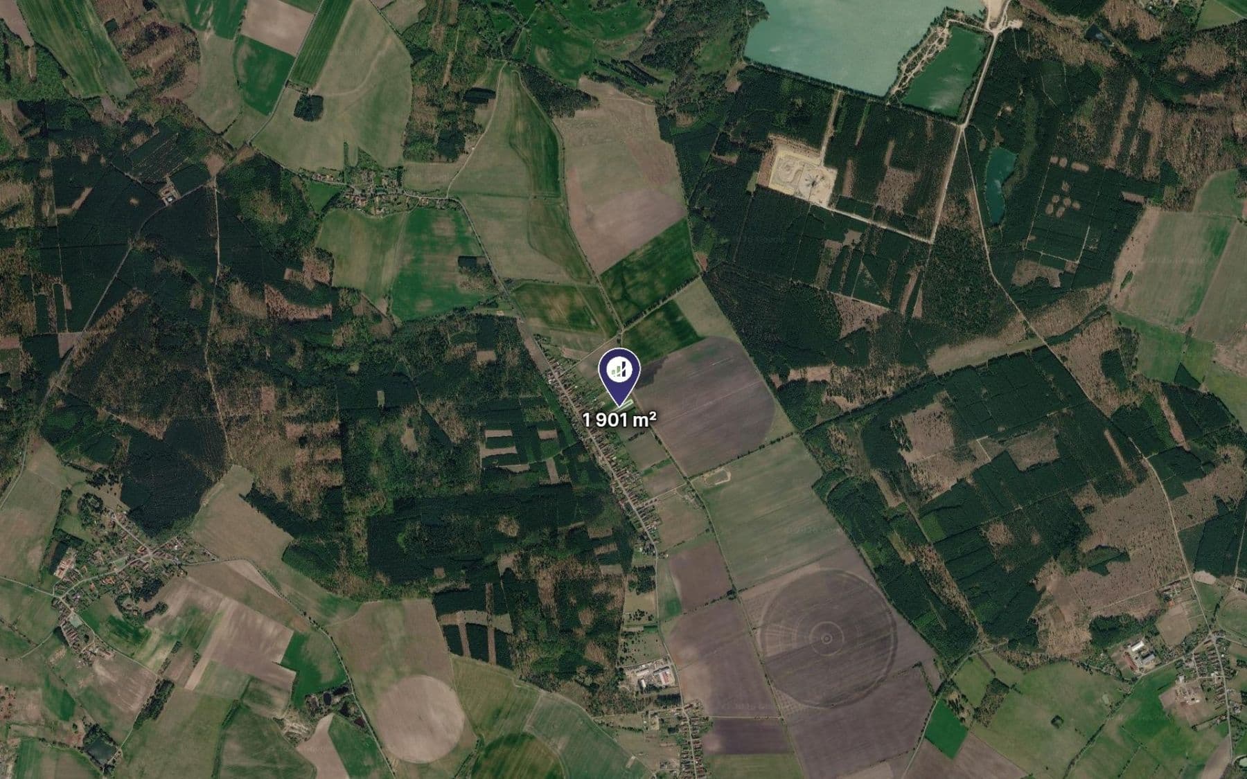 Prodej pozemku 1.901 m², Kladruby nad Labem, Pardubický kraj Prodej pozemku 1.901 m², Kladruby nad Labem, Pardubický kraj