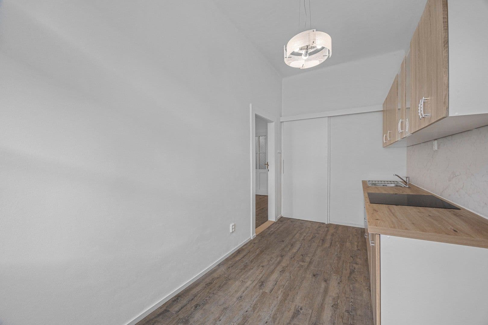 Pronájem bytu 1+1 40 m², 5.Května, Praha, Praha Pronájem bytu 1+1 40 m², 5.Května, Praha, Praha