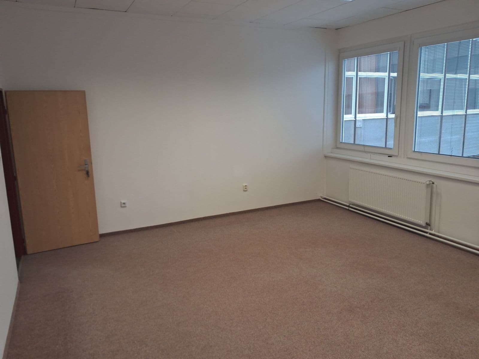 Pronájem kanceláře 30 m², Holešovská, Fryšták, Zlínský kraj Pronájem kanceláře 30 m², Holešovská, Fryšták, Zlínský kraj