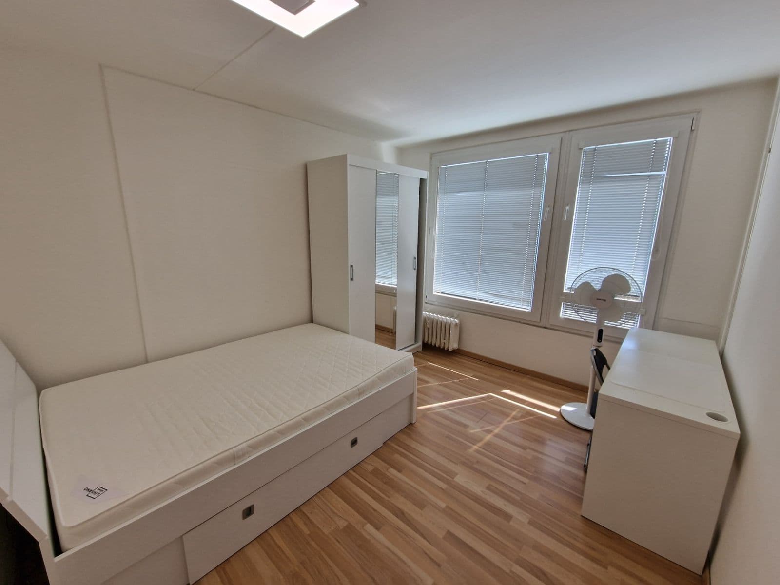 Pronájem bytu 3+1 70 m², Plamínkové, Praha, Praha Pronájem bytu 3+1 70 m², Plamínkové, Praha, Praha