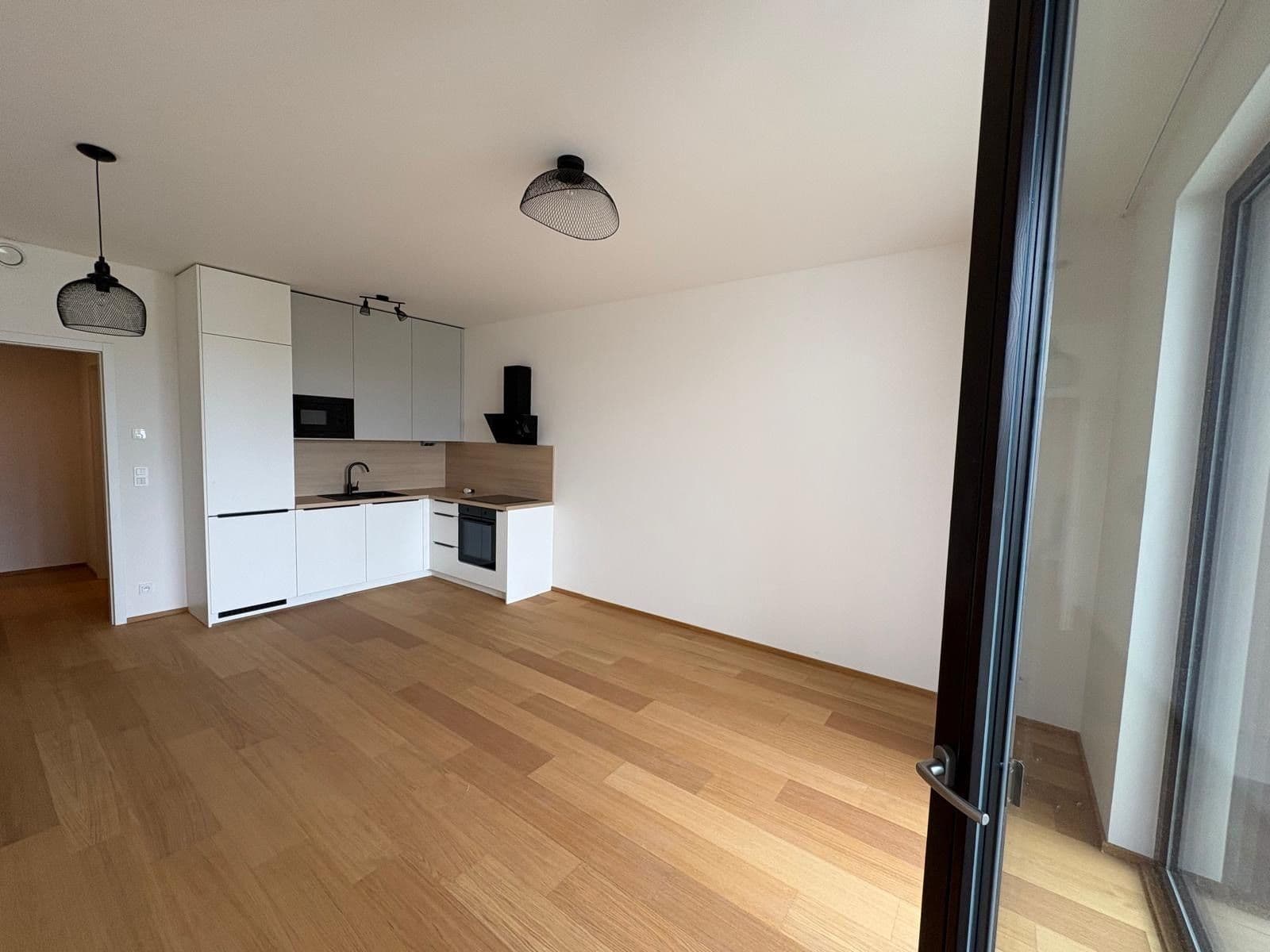 Pronájem bytu 1+kk 40 m², V Třešňovce, Praha, Praha Pronájem bytu 1+kk 40 m², V Třešňovce, Praha, Praha