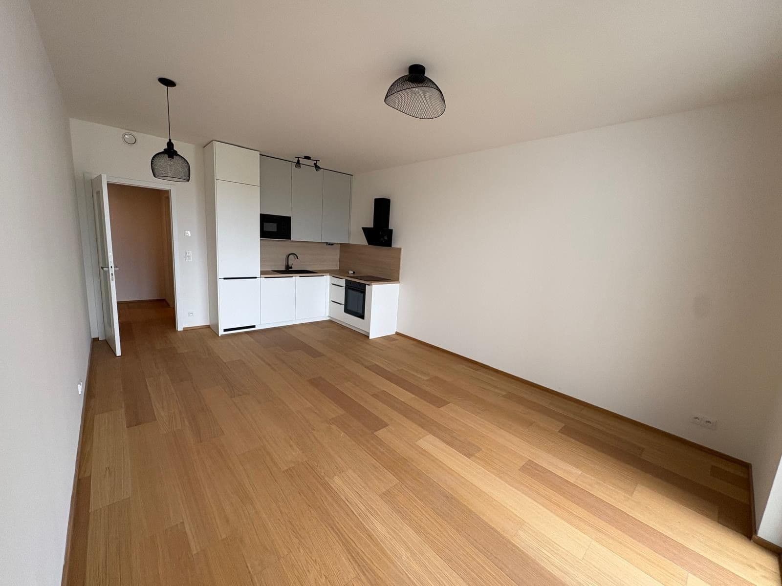 Pronájem bytu 1+kk 40 m², V Třešňovce, Praha, Praha Pronájem bytu 1+kk 40 m², V Třešňovce, Praha, Praha