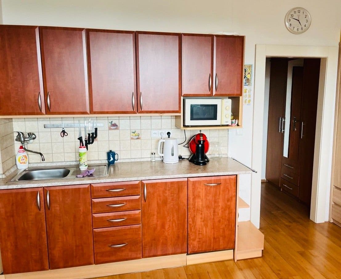 Pronájem bytu 1+kk 35 m², Tachovská, Plzeň, Plzeňský kraj Pronájem bytu 1+kk 35 m², Tachovská, Plzeň, Plzeňský kraj