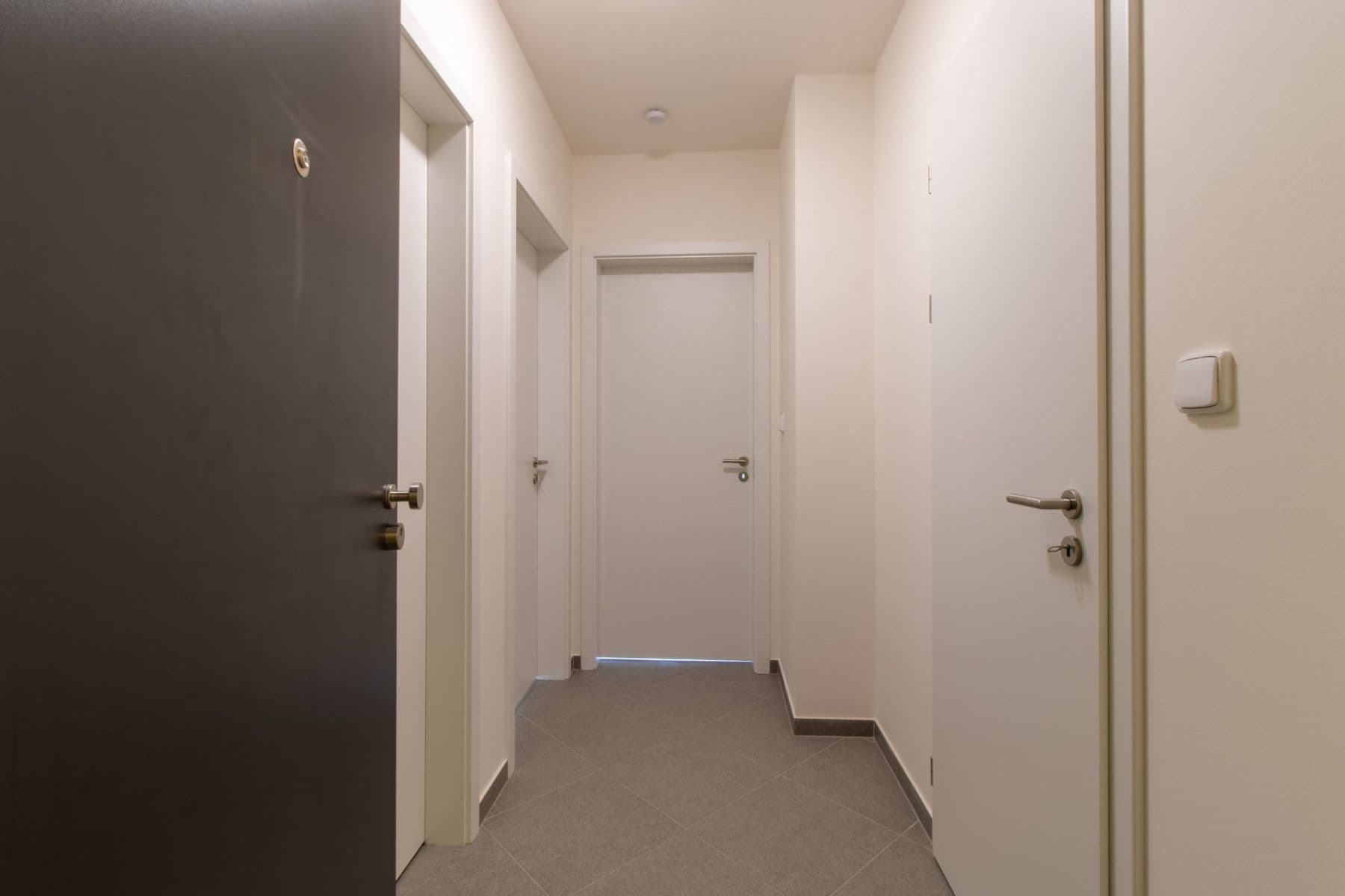 Pronájem bytu 2+kk 45 m², Pod Harfou, Praha, Praha Pronájem bytu 2+kk 45 m², Pod Harfou, Praha, Praha