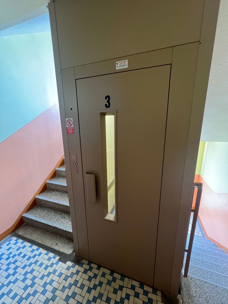 Prodej bytu 3+1 83 m², Kollárova, Krupka, Ústecký kraj Prodej bytu 3+1 83 m², Kollárova, Krupka, Ústecký kraj