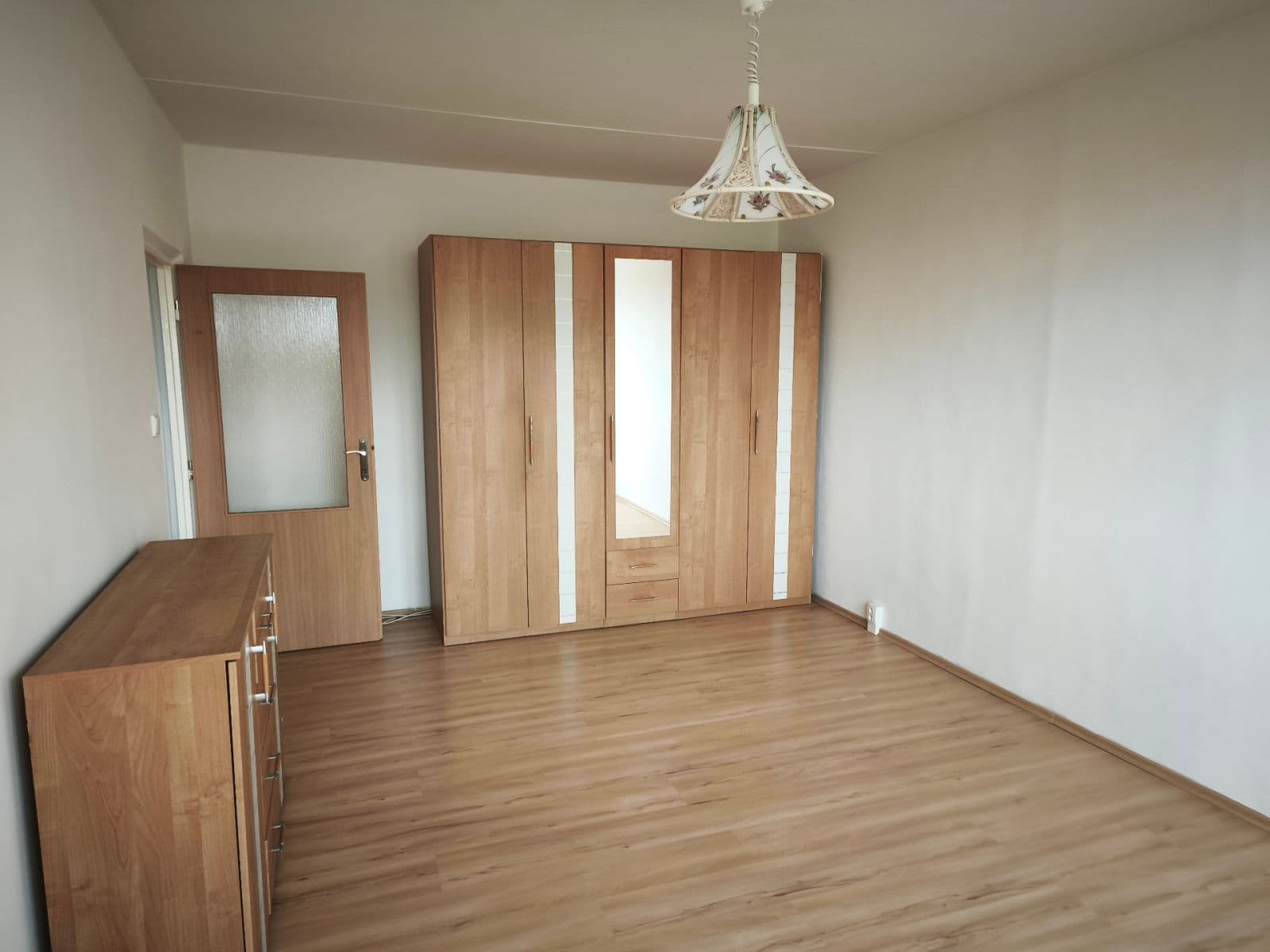 Pronájem bytu 1+1 40 m², Lábkova, Plzeň, Plzeňský kraj Pronájem bytu 1+1 40 m², Lábkova, Plzeň, Plzeňský kraj