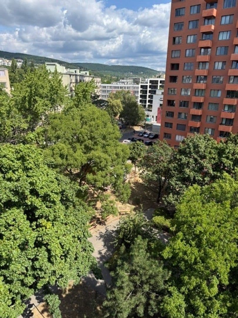 Pronájem bytu 3+1 64 m², Račianska, Nové Mesto, Bratislavský kraj Pronájem bytu 3+1 64 m², Račianska, Nové Mesto, Bratislavský kraj