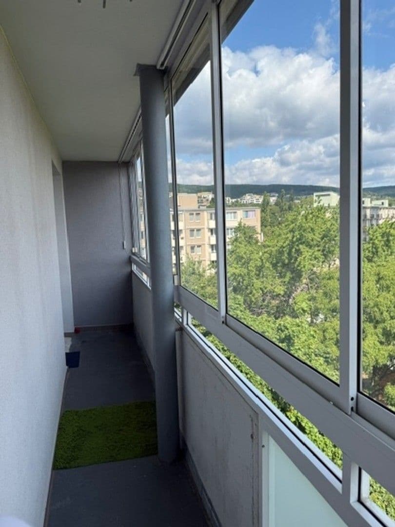 Pronájem bytu 3+1 64 m², Račianska, Nové Mesto, Bratislavský kraj Pronájem bytu 3+1 64 m², Račianska, Nové Mesto, Bratislavský kraj