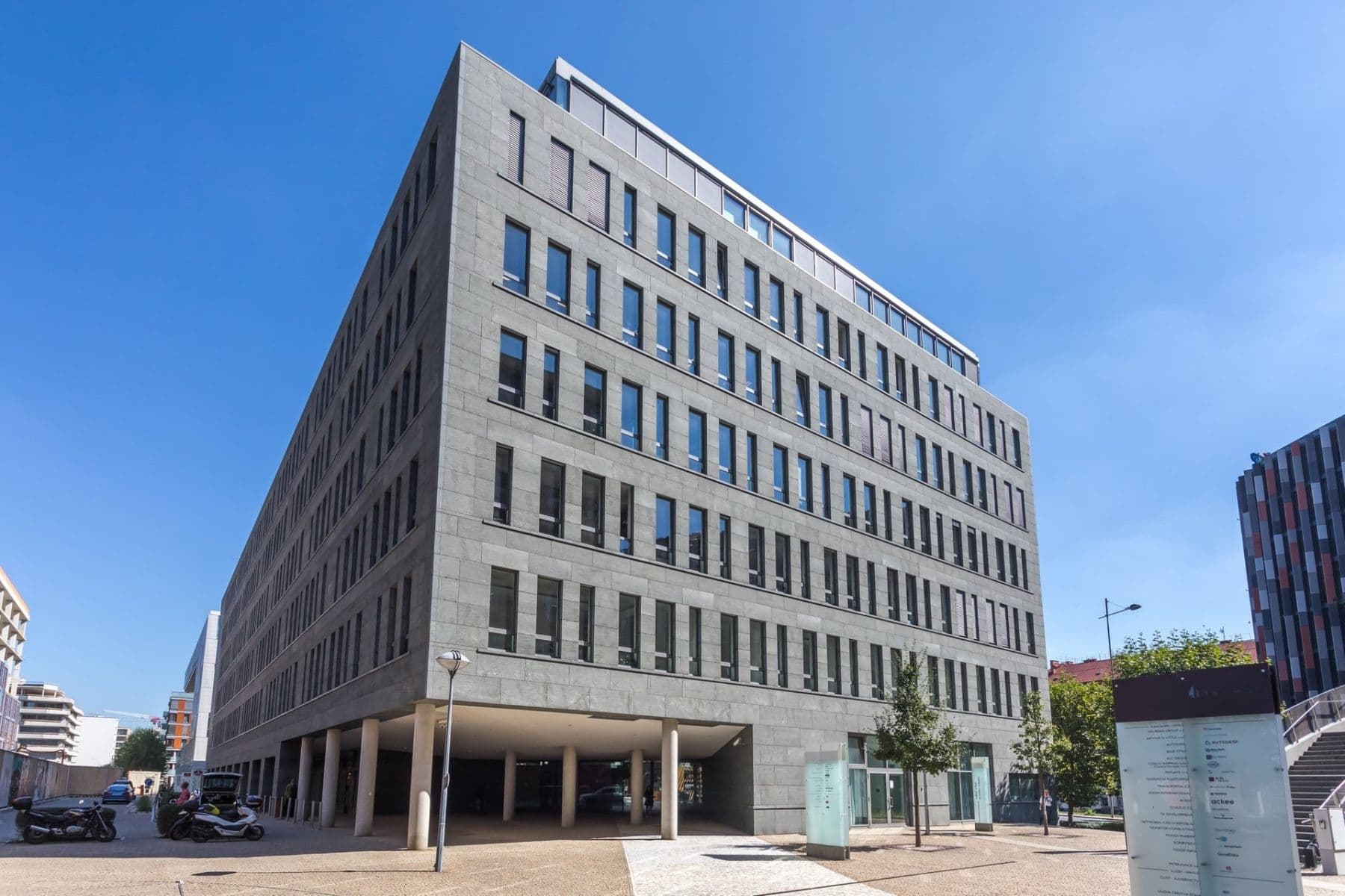 Pronájem kanceláře 25 m², Karolinská, Praha, Praha Pronájem kanceláře 25 m², Karolinská, Praha, Praha