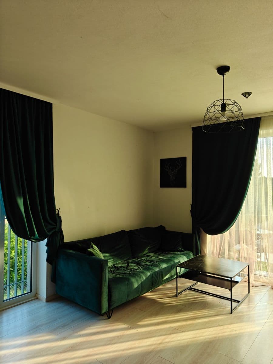 Pronájem bytu 3+kk 80 m², Pod Zahrady, Přezletice, Středočeský kraj Pronájem bytu 3+kk 80 m², Pod Zahrady, Přezletice, Středočeský kraj
