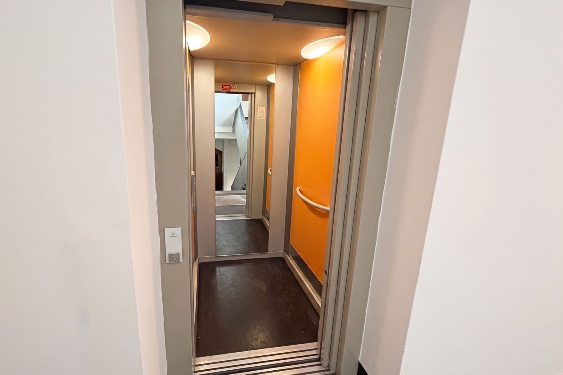 Prodej bytu 2+kk 51 m², Dělnická, Praha, Praha Prodej bytu 2+kk 51 m², Dělnická, Praha, Praha