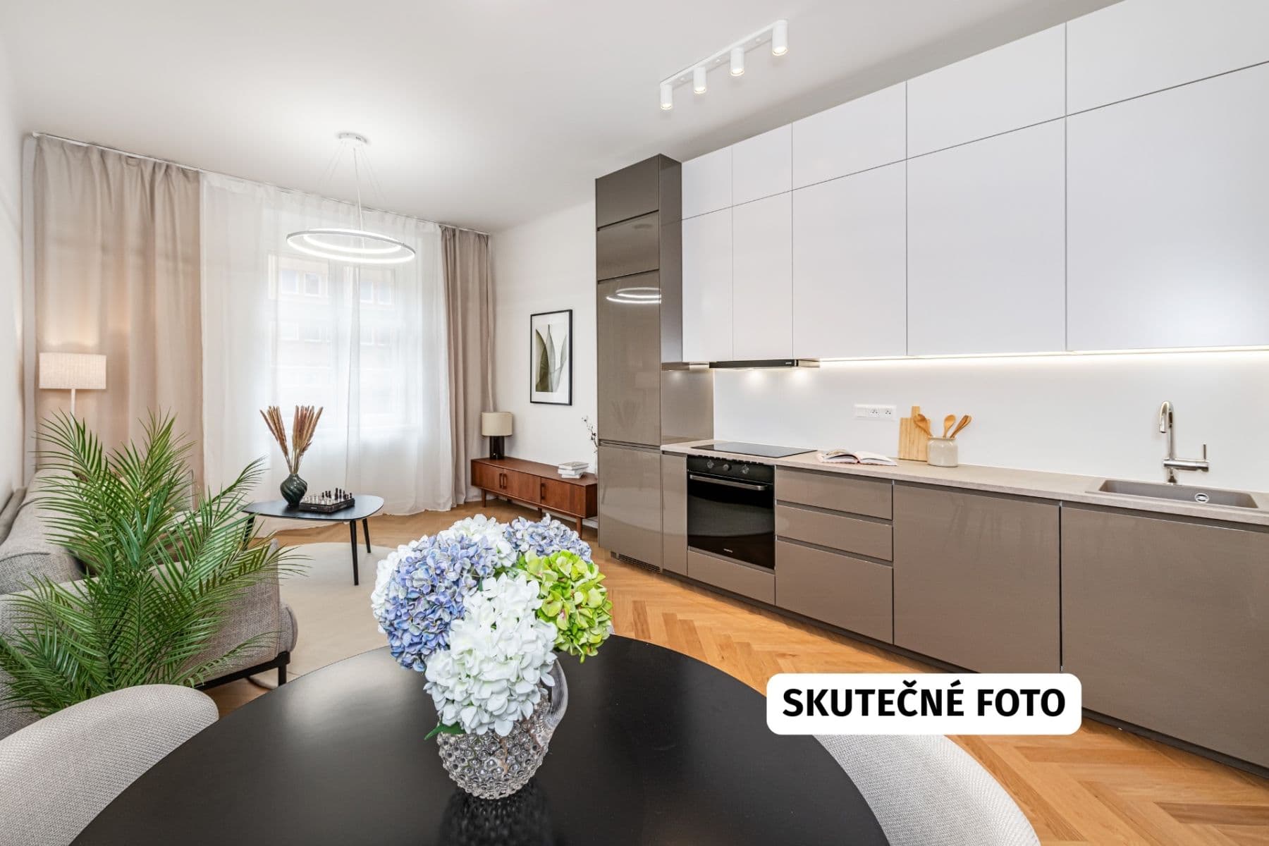 Prodej bytu 2+kk 51 m², Dělnická, Praha, Praha Prodej bytu 2+kk 51 m², Dělnická, Praha, Praha